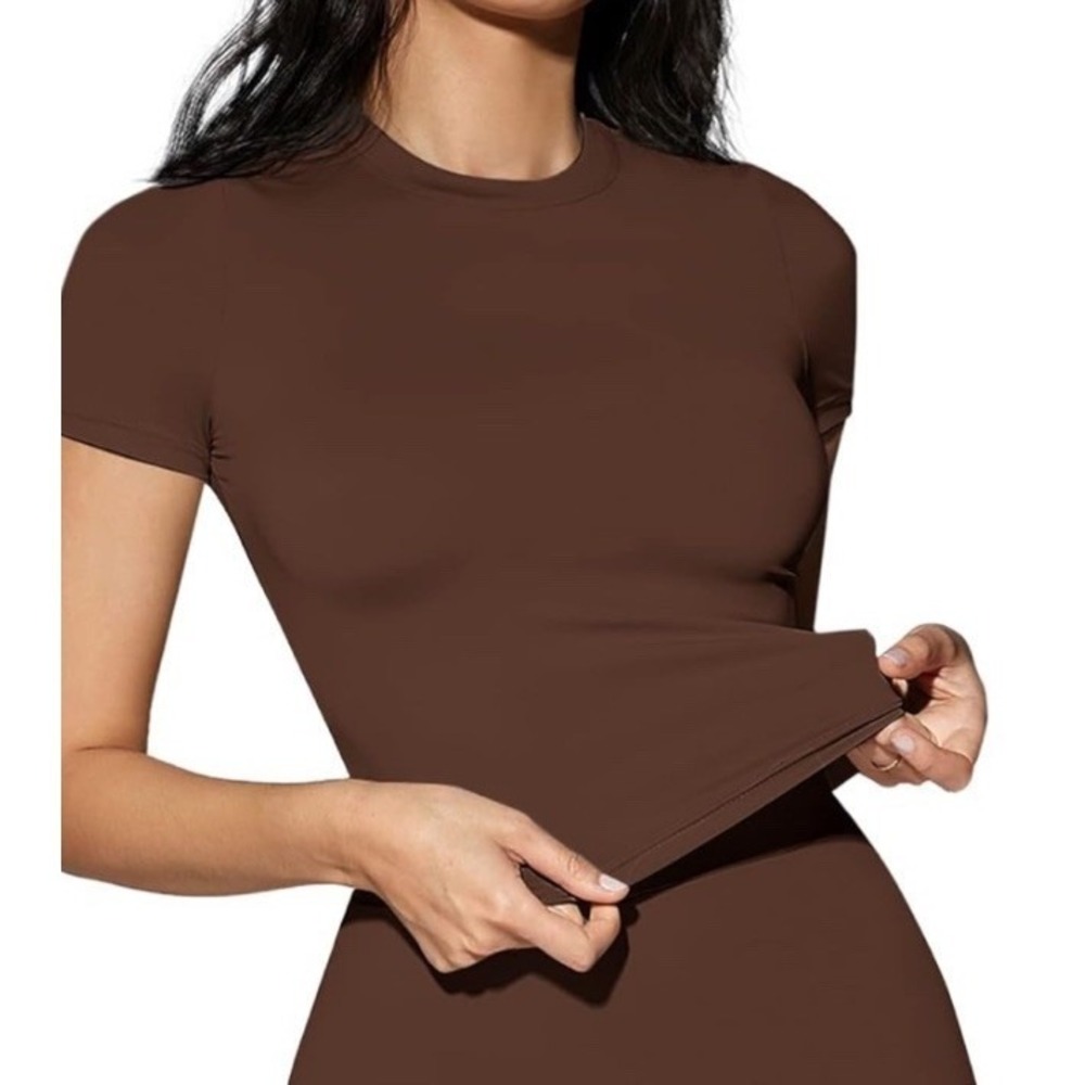 Soly Hux Fitted Tee Women L Brown NWT Solid Short Sleeve Basic C76